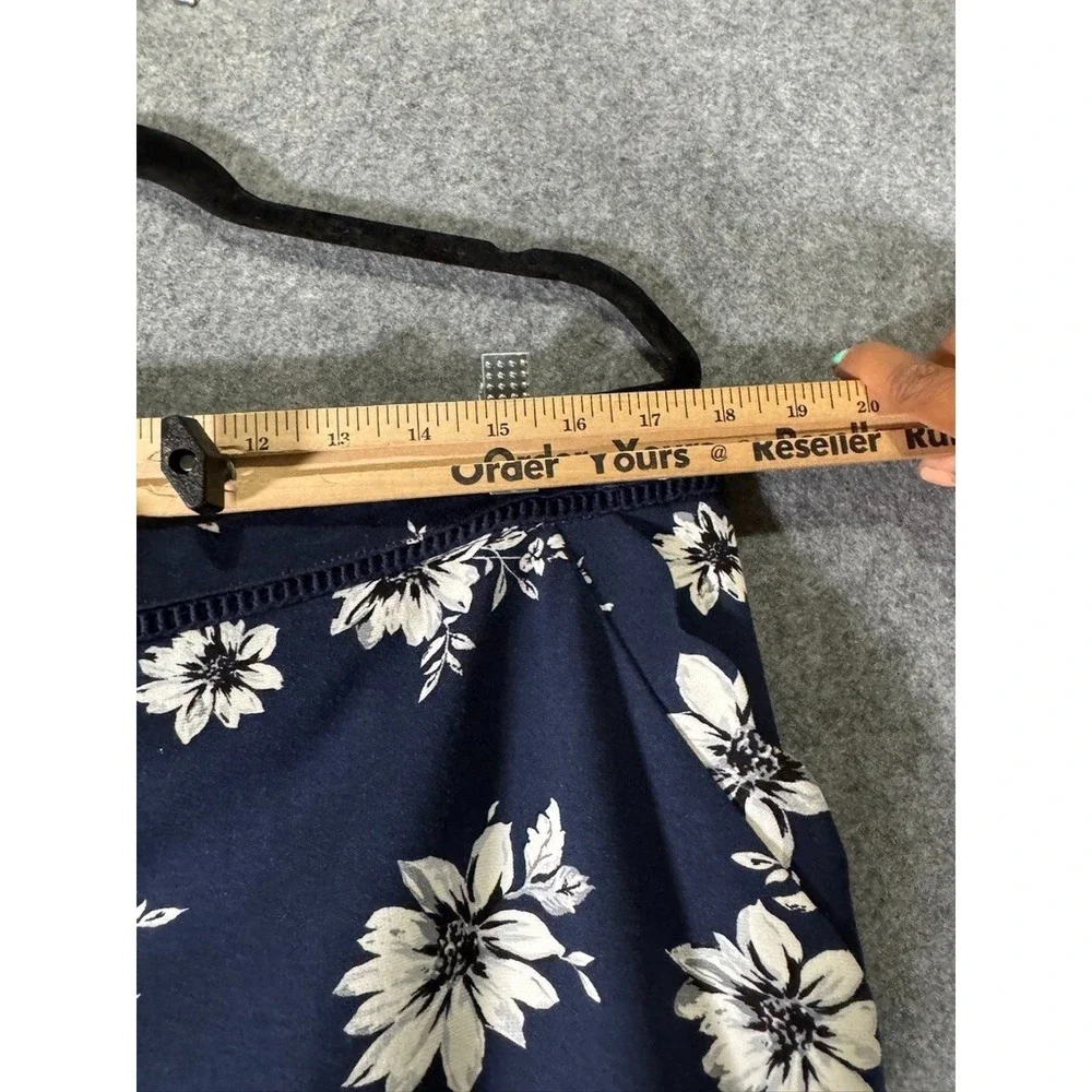 Skies Are Blue Berenice Scalloped Hem Floral Skirt Navy Blue Plus‎ Size 1X
